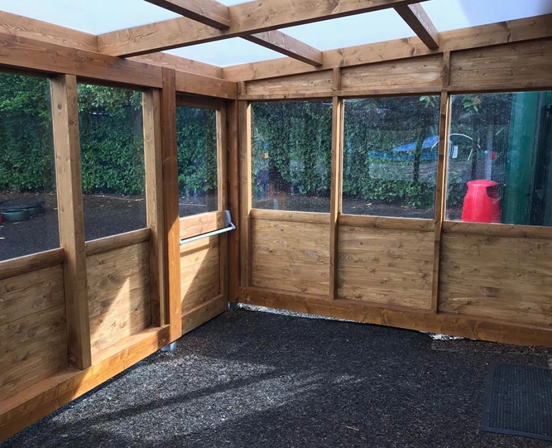 Perspex Shelter with windows