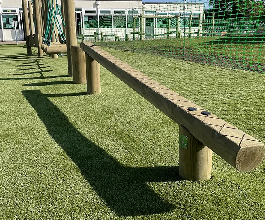 Trim Trail balance beam